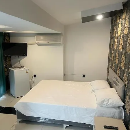 Africa In The Heart Of Center Apartment